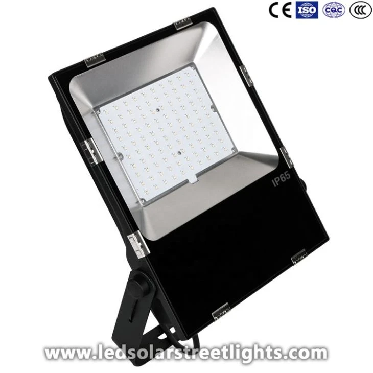 4, 200W LED Flood Light